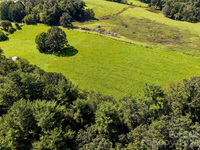 99999 Farm Hills Lane, Fletcher, NC 28732