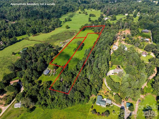 99999 Farm Hills Lane, Fletcher, NC 28732