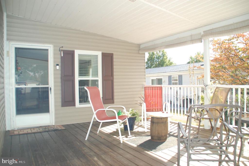 447 MANOR HOUSE LN, Souderton, PA 18964