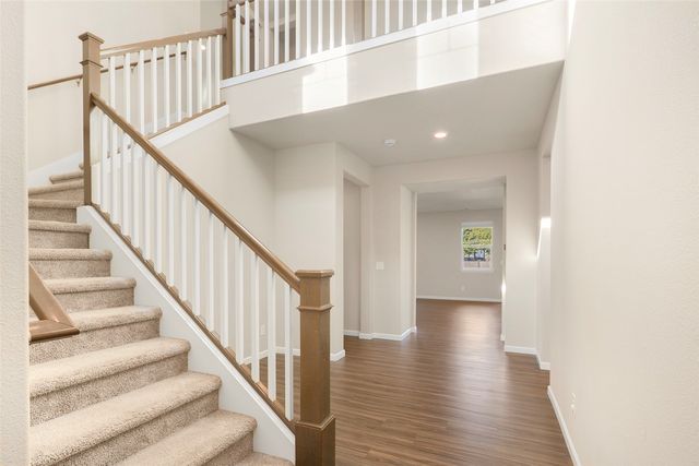 15530 SE 277th Place, Kent, WA 98042