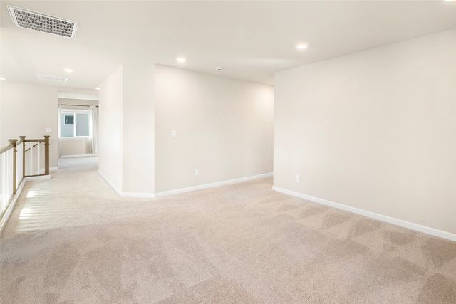 15530 SE 277th Place, Kent, WA 98042
