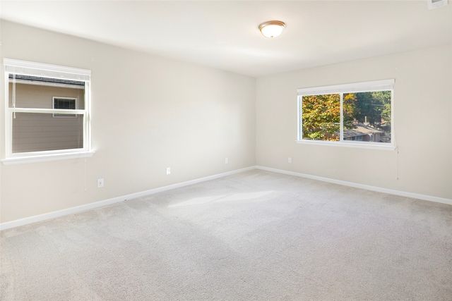 15530 SE 277th Place, Kent, WA 98042
