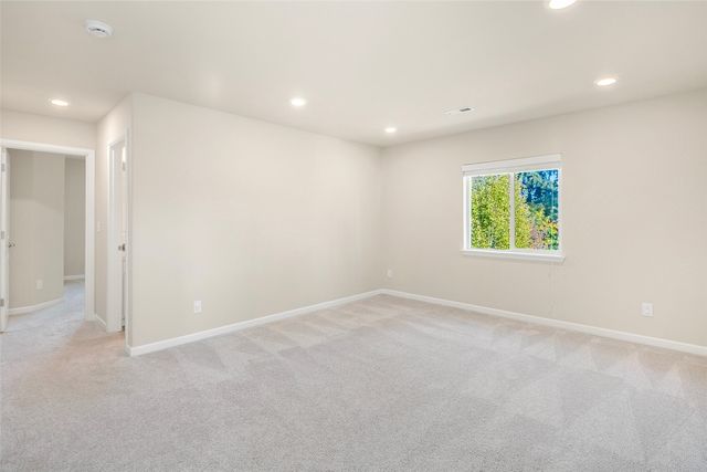15530 SE 277th Place, Kent, WA 98042