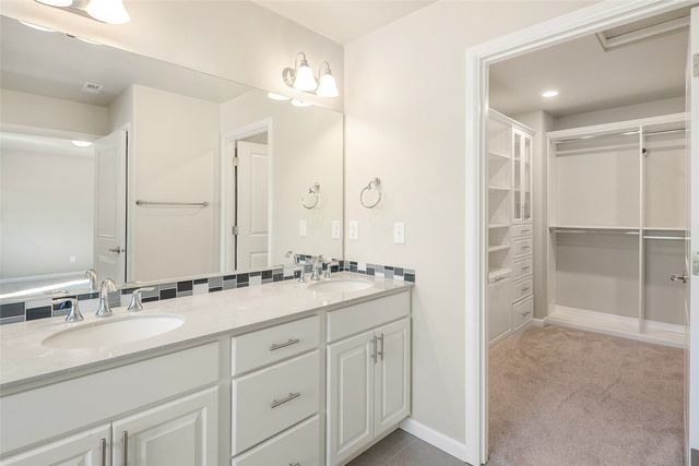 15530 SE 277th Place, Kent, WA 98042