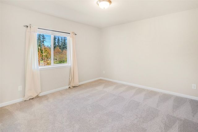 15530 SE 277th Place, Kent, WA 98042