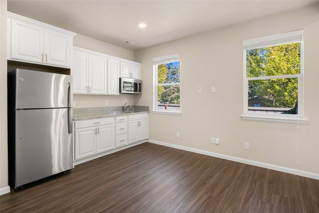 15530 SE 277th Place, Kent, WA 98042