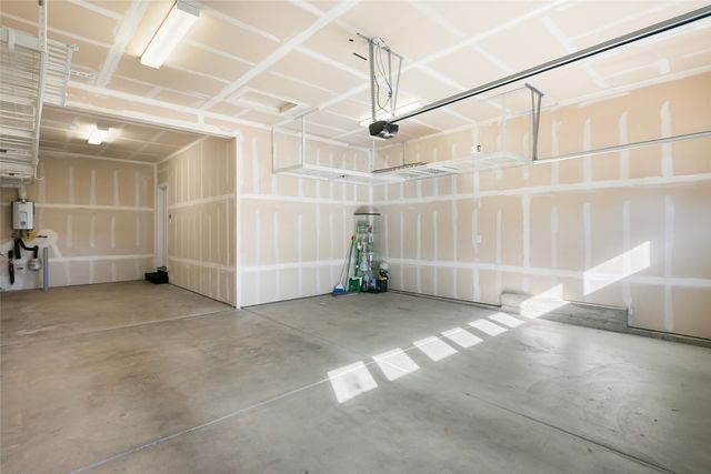 15530 SE 277th Place, Kent, WA 98042