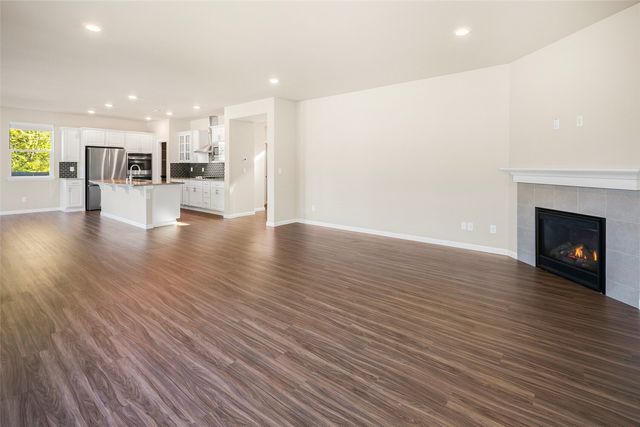 15530 SE 277th Place, Kent, WA 98042