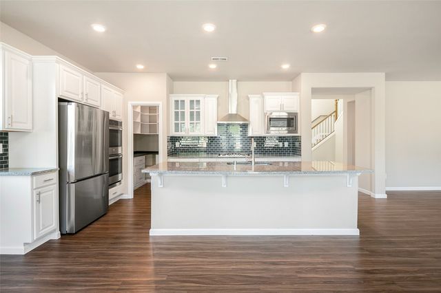 15530 SE 277th Place, Kent, WA 98042