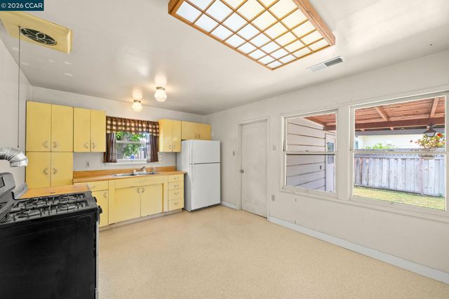 1831 Venice Dr, Concord, CA 94519