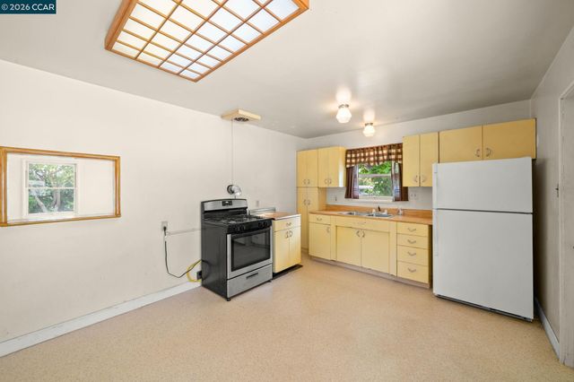 1831 Venice Dr, Concord, CA 94519