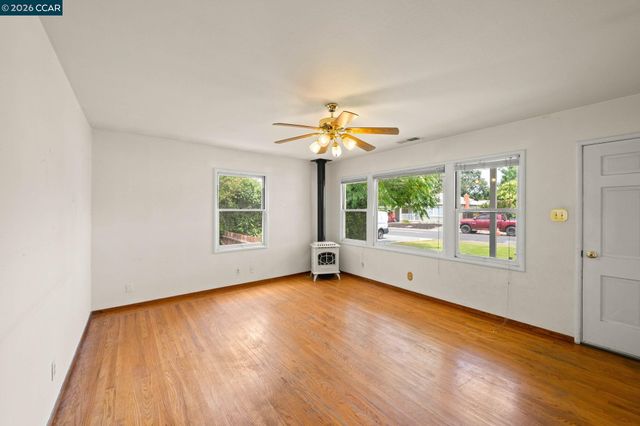 1831 Venice Dr, Concord, CA 94519