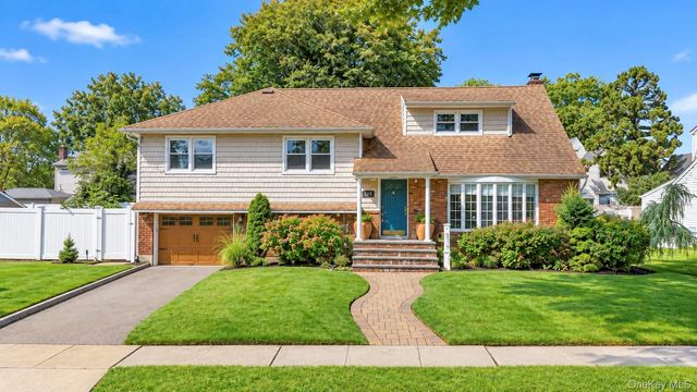 2684 Howell Street, Baldwin, NY 11510