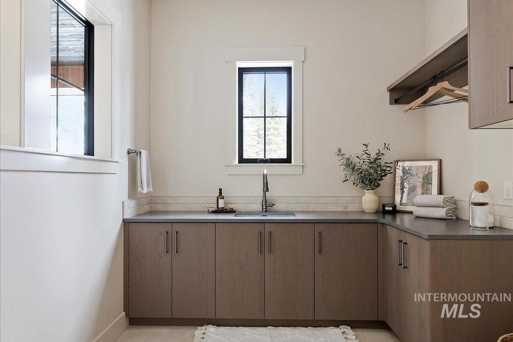 68 Ponderosa Ridge Court, Donnelly, ID 83615 photo 11