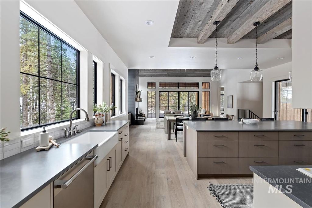 68 Ponderosa Ridge Court, Donnelly, ID 83615 photo 16