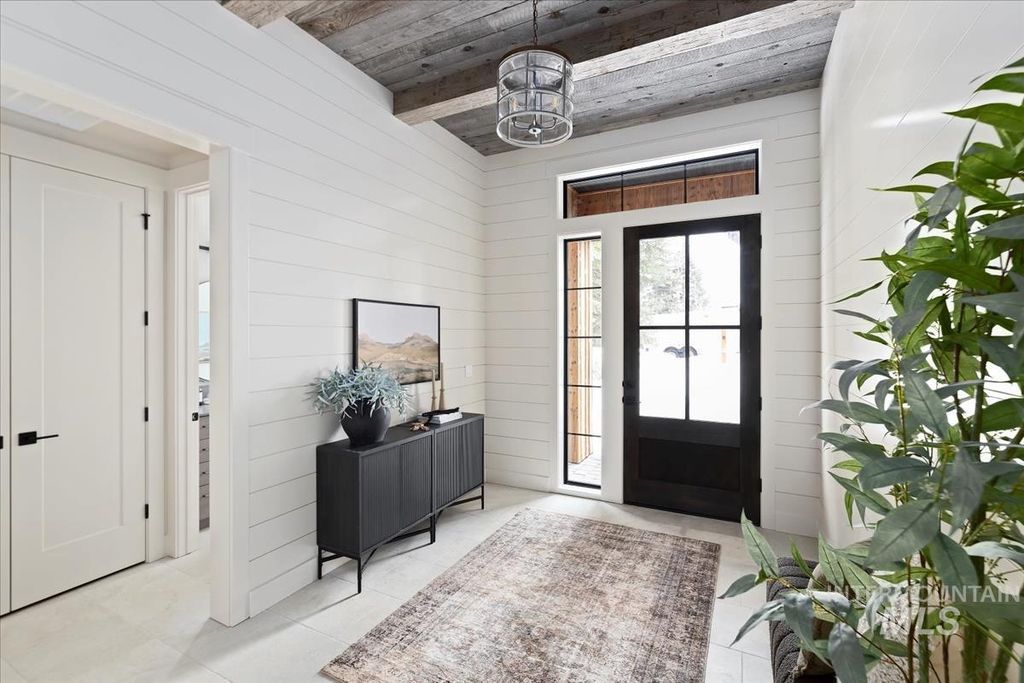 68 Ponderosa Ridge Court, Donnelly, ID 83615 photo 8