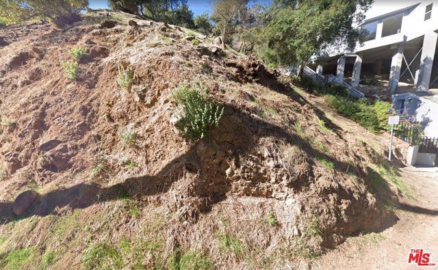 2415 N San Marco Drive, Los Angeles, CA 90068