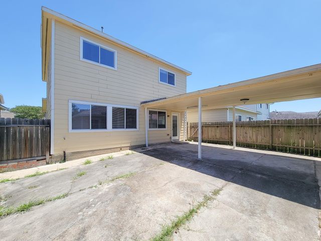 21818 Grassy Hill Lane, Spring, TX 77388