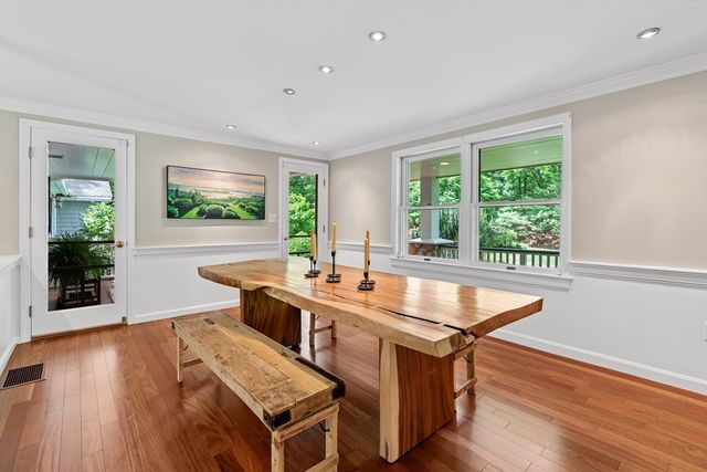 6 Brooks Hill Road, Lincoln, MA 01773