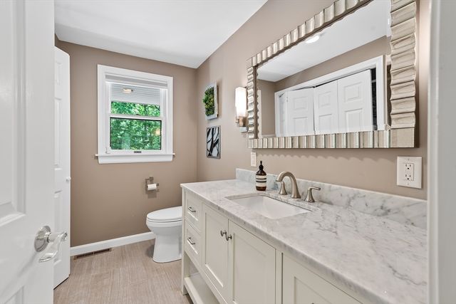 6 Brooks Hill Road, Lincoln, MA 01773