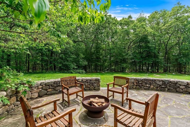 6 Brooks Hill Road, Lincoln, MA 01773