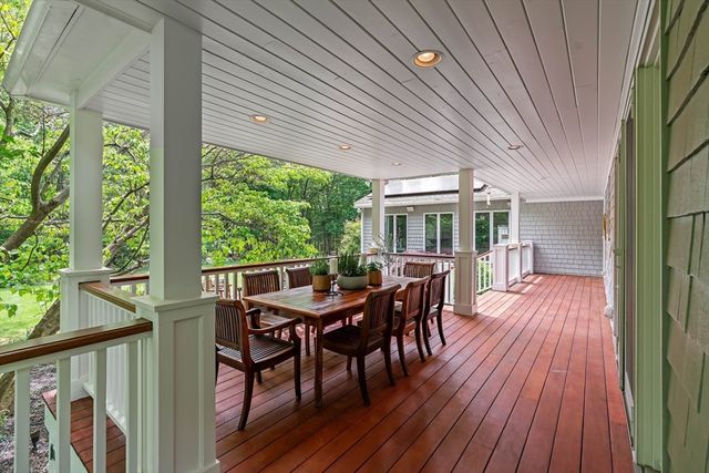 6 Brooks Hill Road, Lincoln, MA 01773