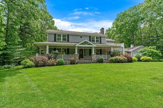 6 Brooks Hill Road, Lincoln, MA 01773