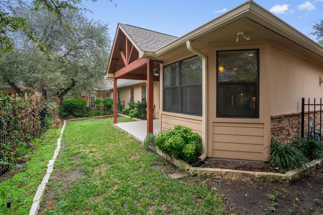 4220 Johns Light DR, Austin, TX 78727