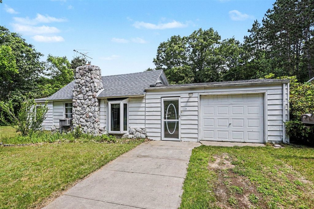 5385 E C Avenue, Richland, MI 49083