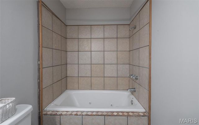 21705 Rudolph Road, Waynesville, MO 65583