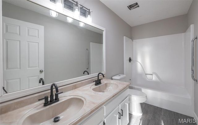 21705 Rudolph Road, Waynesville, MO 65583