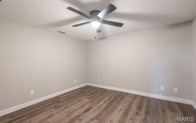 21705 Rudolph Road, Waynesville, MO 65583