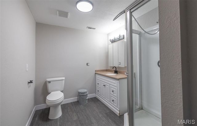 21705 Rudolph Road, Waynesville, MO 65583