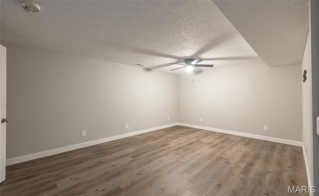 21705 Rudolph Road, Waynesville, MO 65583