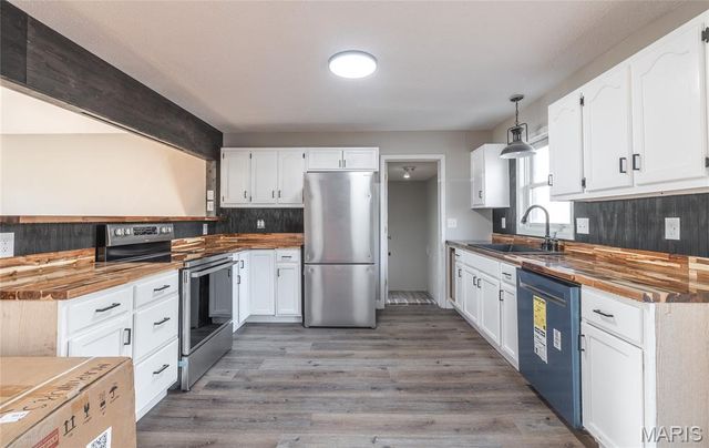 21705 Rudolph Road, Waynesville, MO 65583