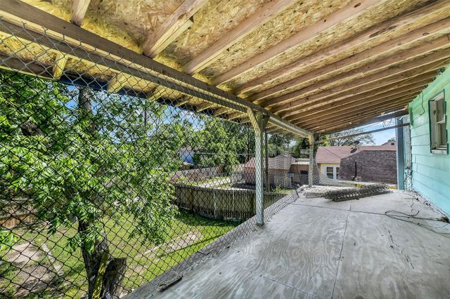 2104 New Jersey Street, Baytown, TX 77520