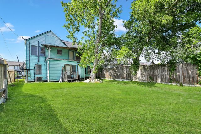 2104 New Jersey Street, Baytown, TX 77520