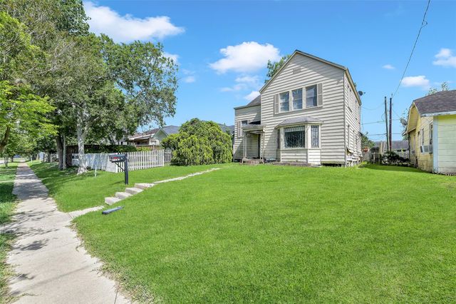 2104 New Jersey Street, Baytown, TX 77520