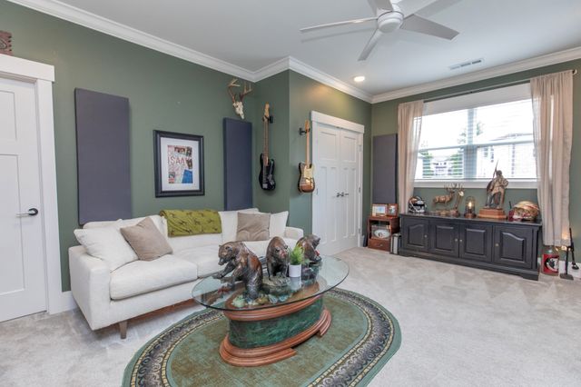 387 Arrow Ct, Hendersonville, TN 37075