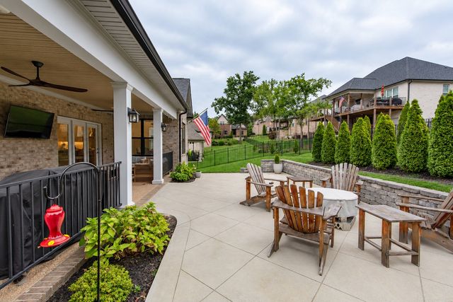 387 Arrow Ct, Hendersonville, TN 37075