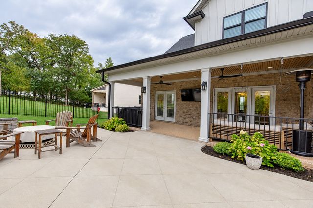387 Arrow Ct, Hendersonville, TN 37075