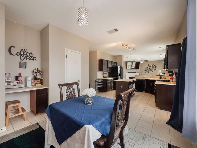 1819 Rutherford DR, Leander, TX 78641