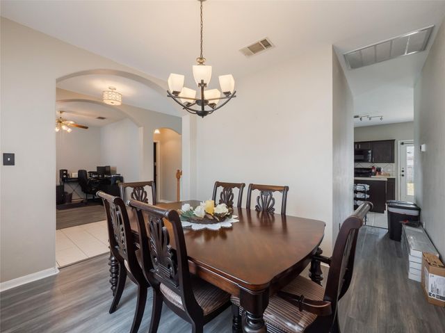 1819 Rutherford DR, Leander, TX 78641