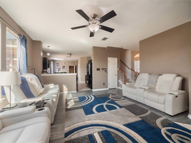 1819 Rutherford DR, Leander, TX 78641