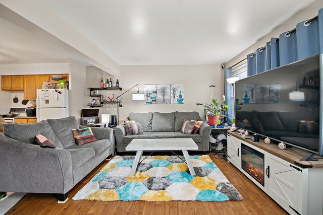 18154 Martin Avenue, Homewood, IL 60430