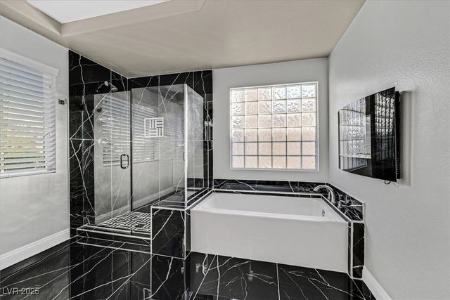 9637 Lions Peak Court, Las Vegas, NV 89139