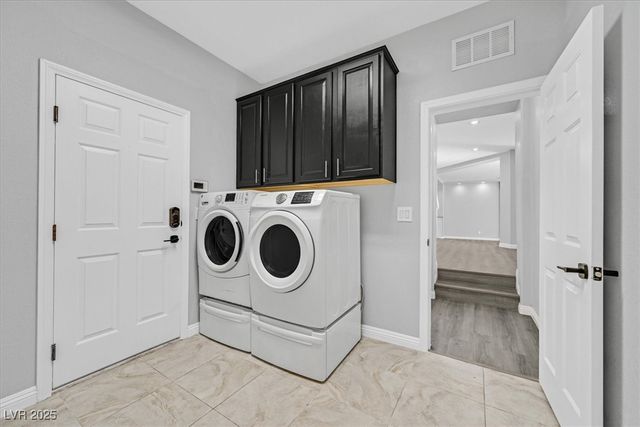 9637 Lions Peak Court, Las Vegas, NV 89139