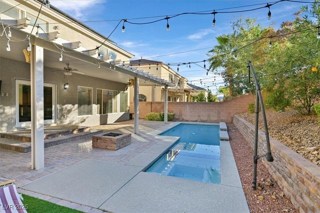 9637 Lions Peak Court, Las Vegas, NV 89139