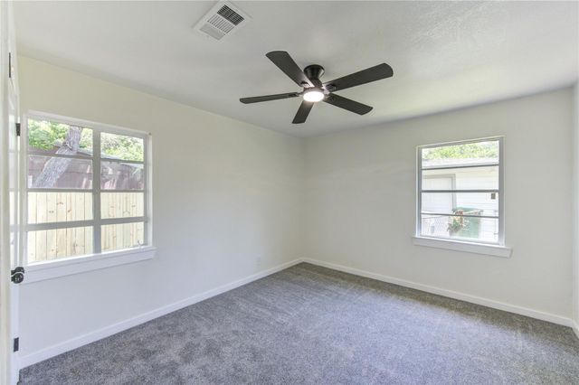 4914 Pershing Street, Houston, TX 77033