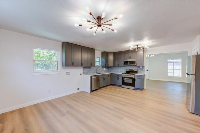 4914 Pershing Street, Houston, TX 77033